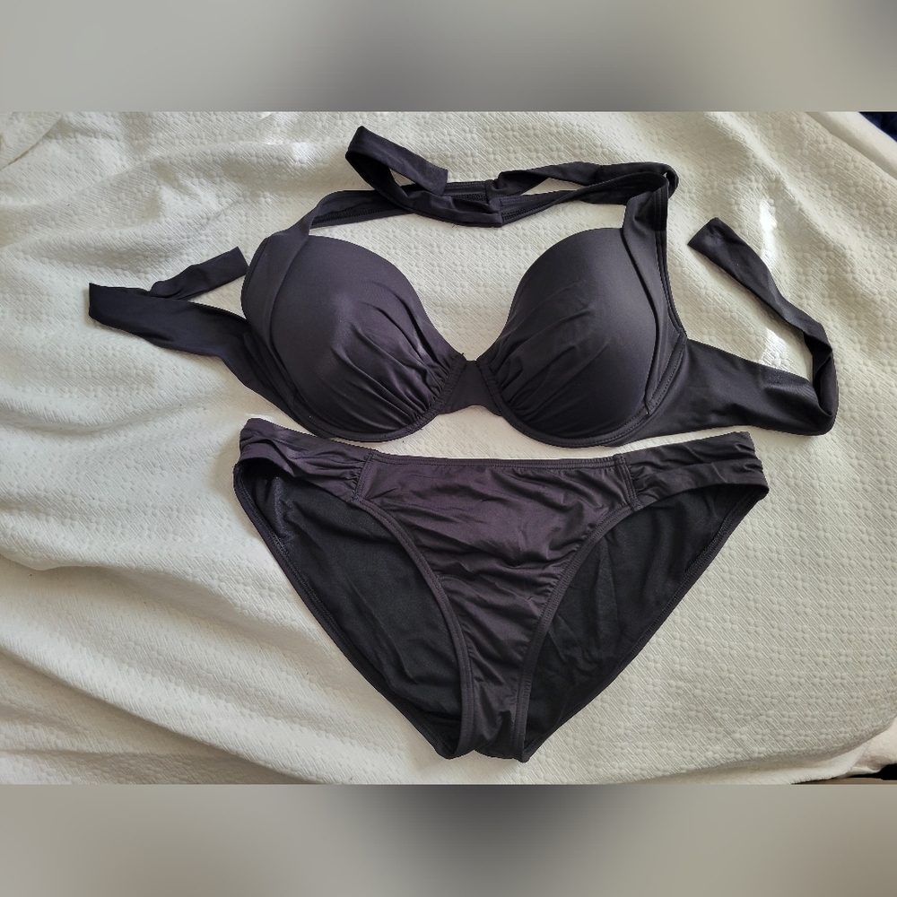 Tommy Bahama Bikini 36DD/XL